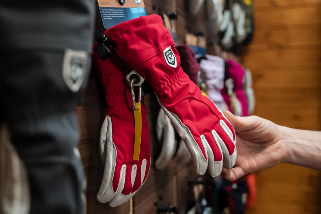 Hestra Ski Gloves and Mittens Buying and Size Measuring Guide