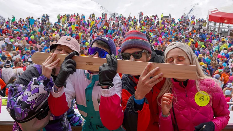 Apres-AllStars Swig Ski 3000 Shot Ski Set with 4 Shot Glasses + Bindings-5