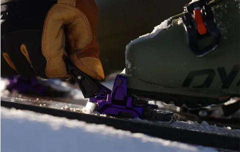 Ski Touring and Freetouring Freeride Bindings CAST