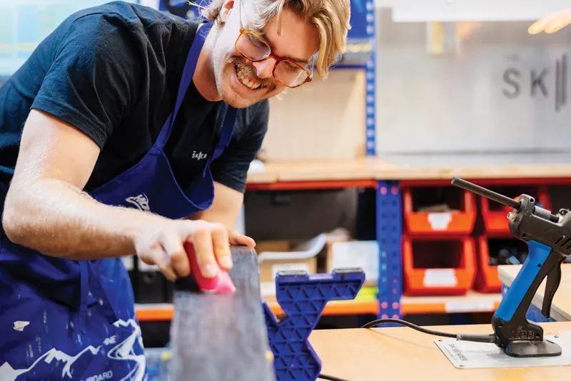 Ski and Snowboard Servcing West Sussex The Skiers Lounge