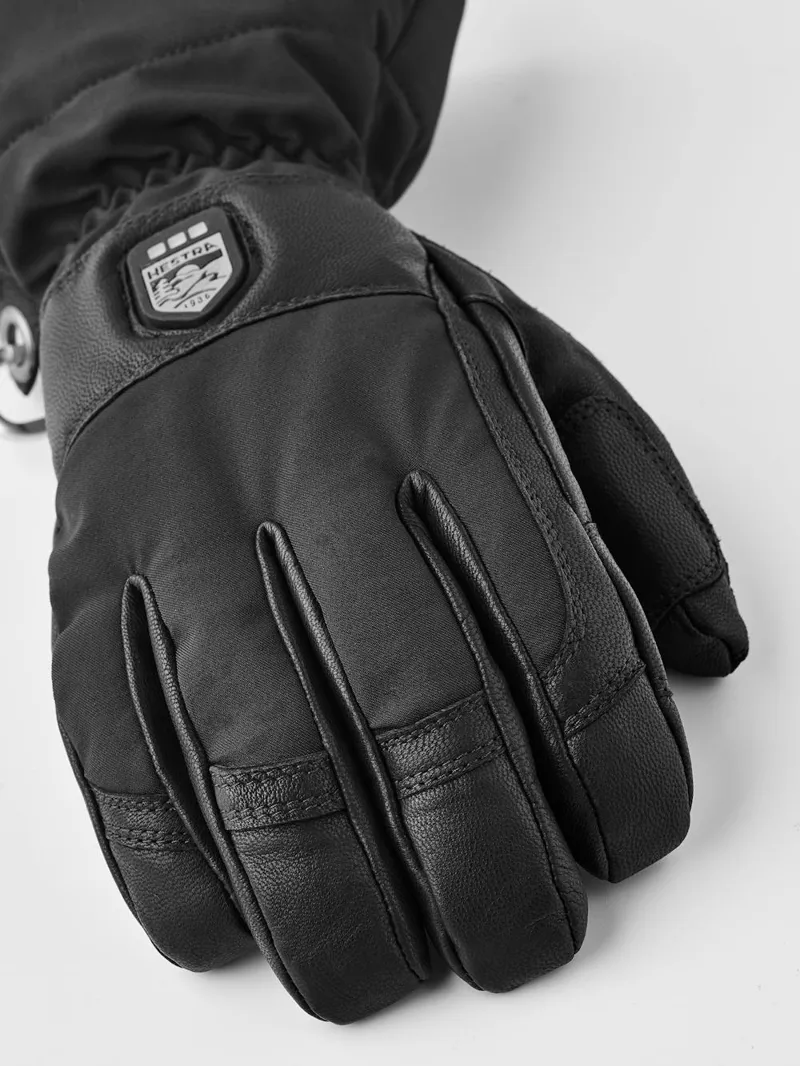 Hestra Heater Gauntlet 5 Finger Heated Gloves 2025 in Black-4