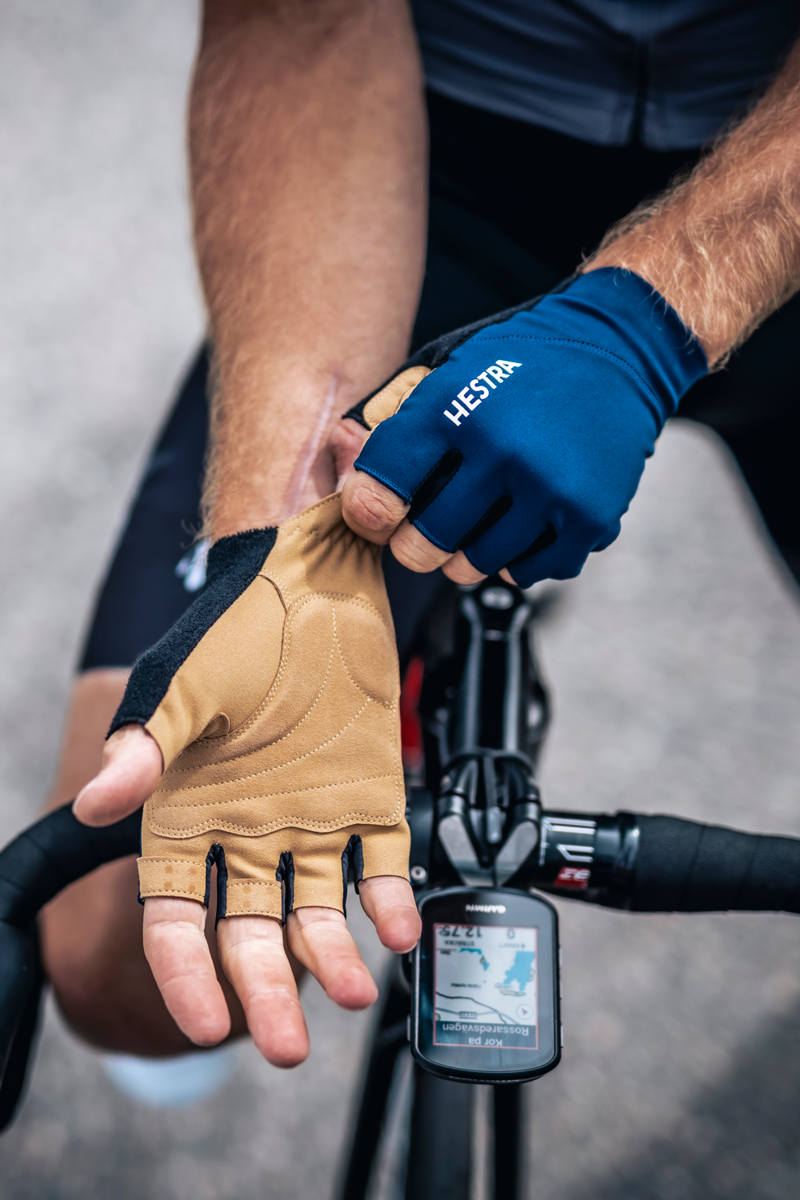 Hestra Bike Glove Spiro Short in Navy/Tan-8