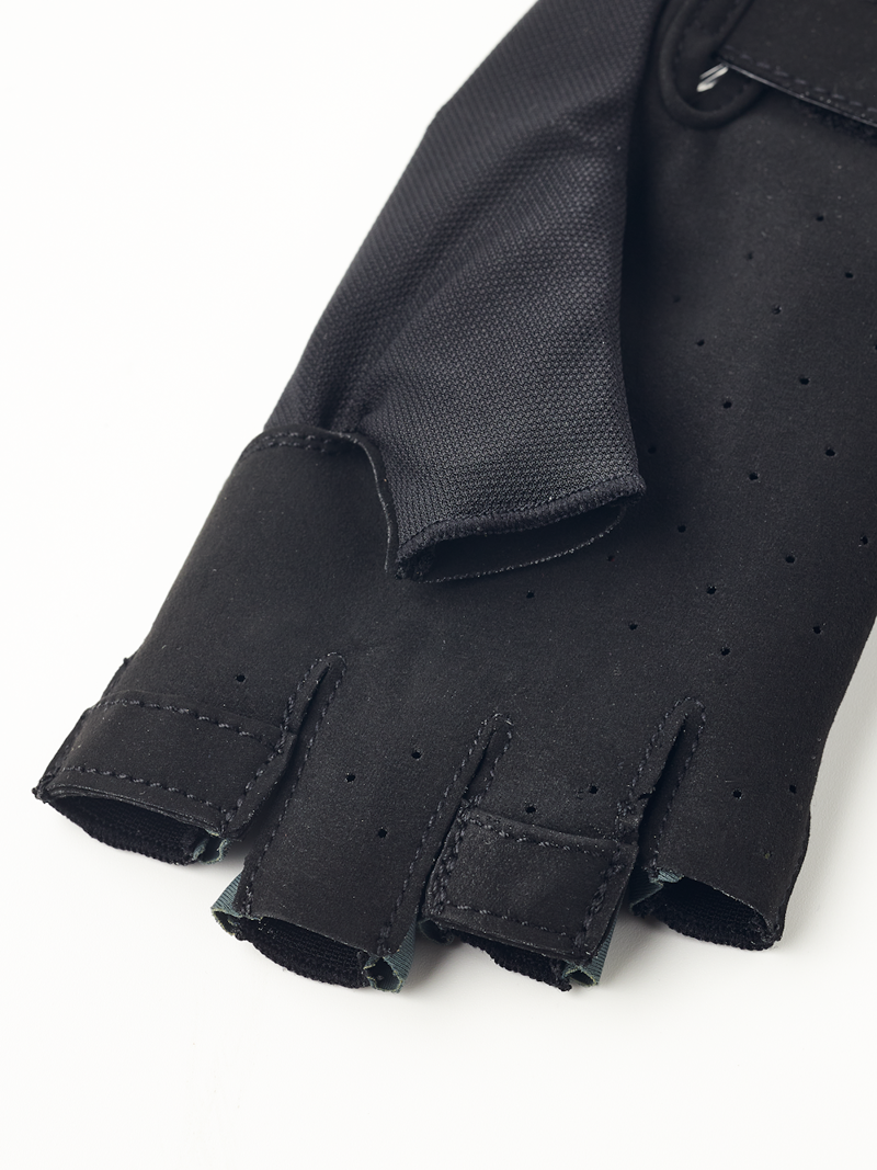 Hestra Bike Glove Ventair Short in Black-2