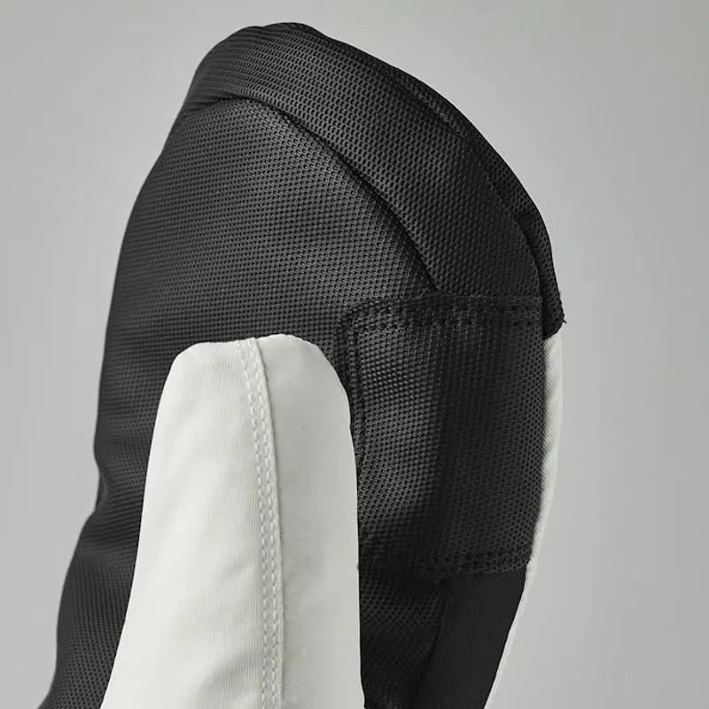 Hestra Cosmo Insulated Ski Mittens in White-3