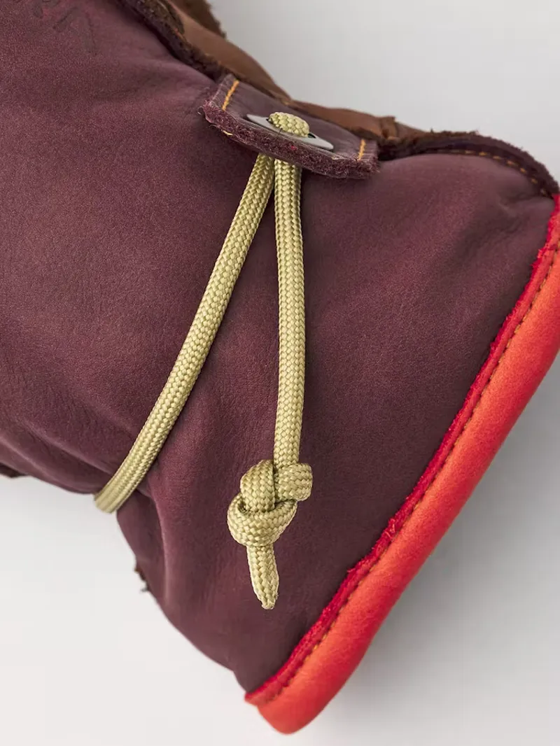 Hestra Wakayama Gloves in Bordeaux Leather-1