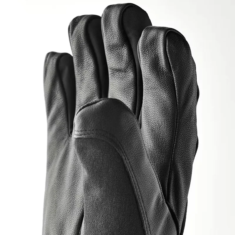 Hestra C-Zone Mountain Ski and Snowboard Gloves in Black-2