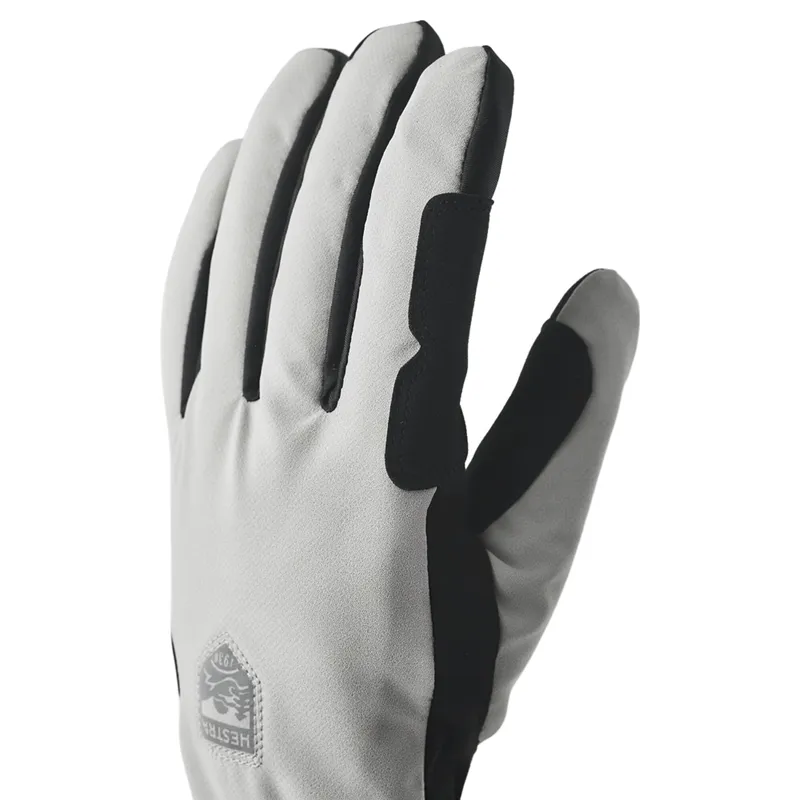 Hestra Windbreaker Tracker Full Finger Gloves in Beige/Black-6