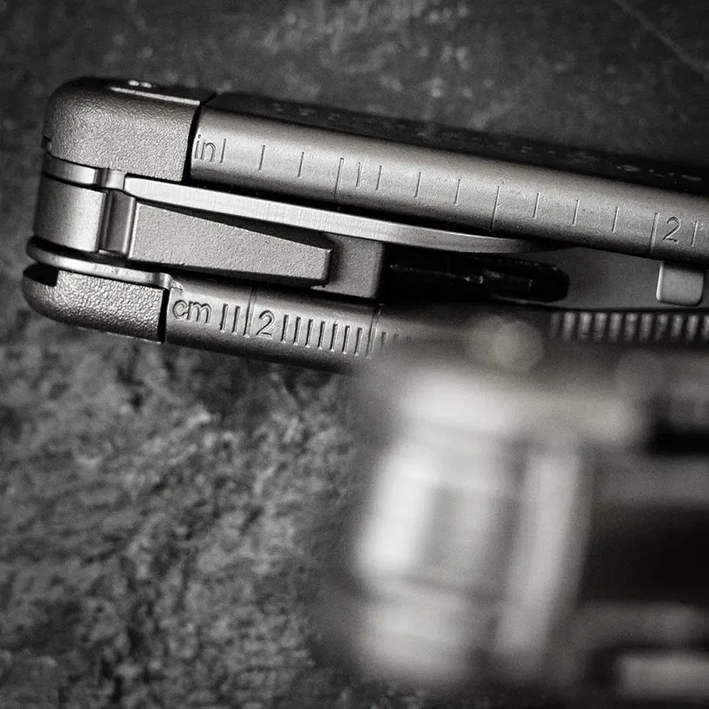 Leatherman SURGE STAINLESS Multi Tool-4