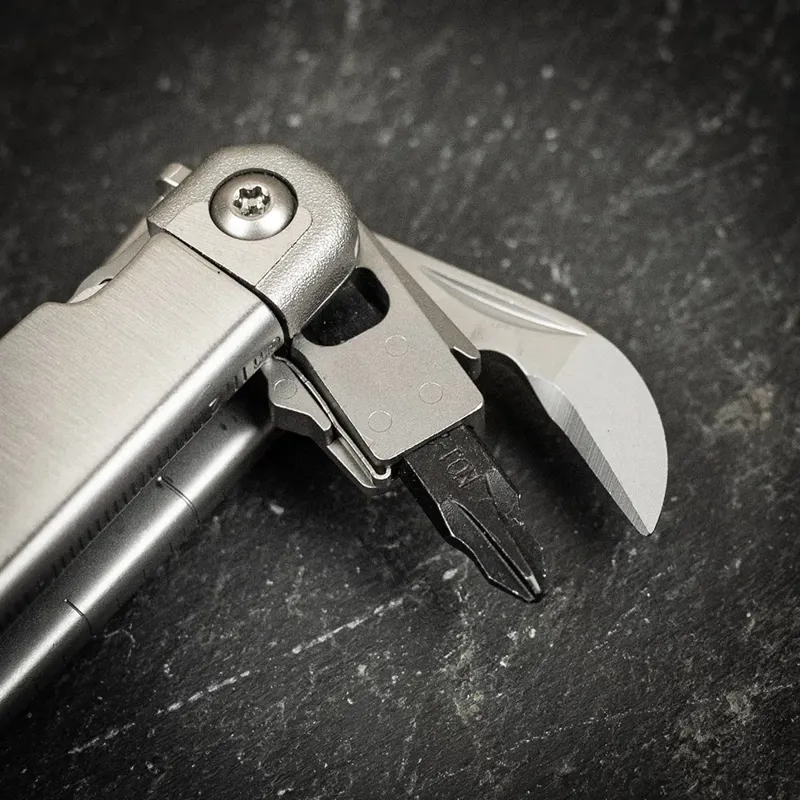 Leatherman SURGE STAINLESS Multi Tool-2