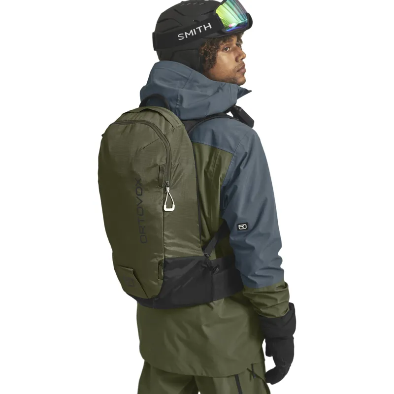 Ortovox Free Rider 22 Freeriding Backpack in Black Raven-1