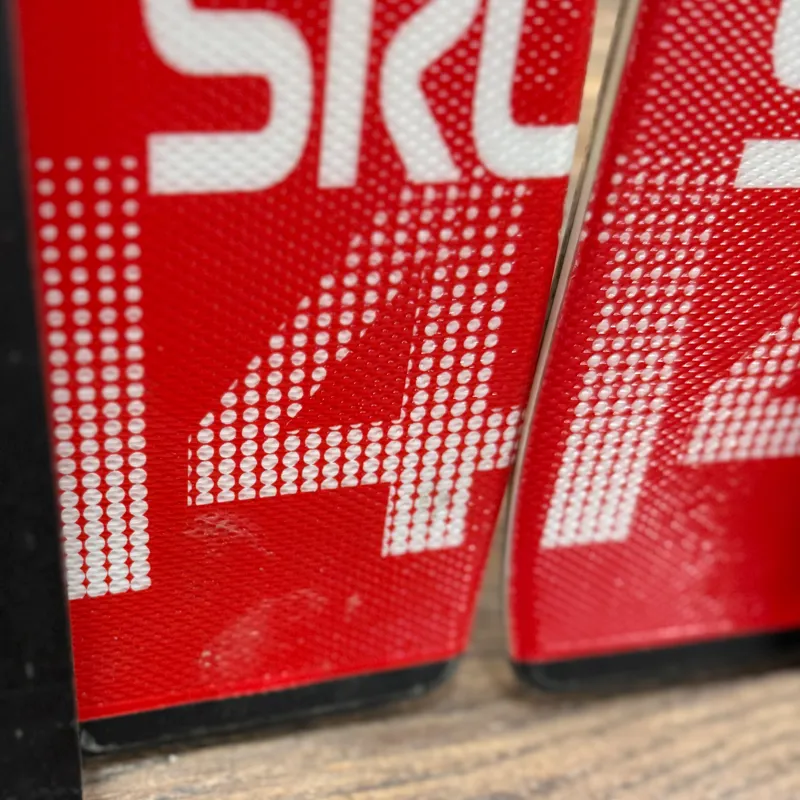 Volkl Racetiger SRC 163CM with Marker Motion 10. Bindings -4